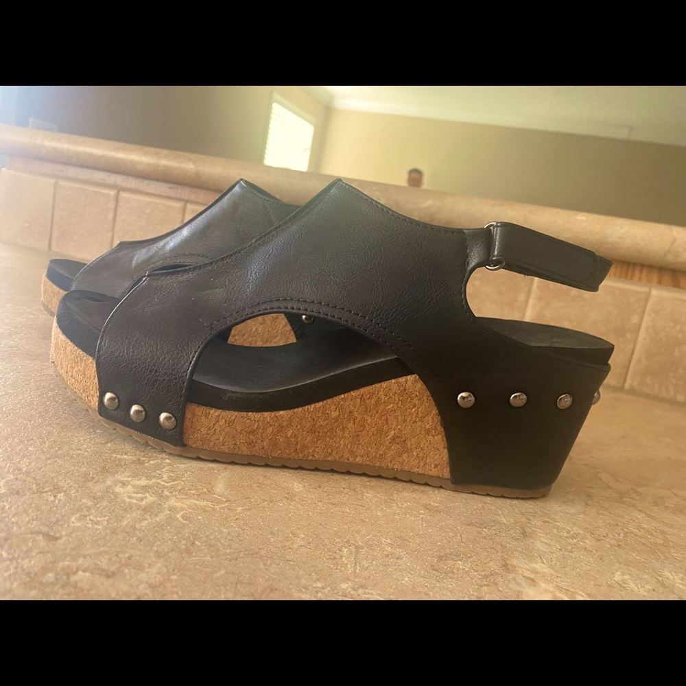 Size 11 corky’s sandals